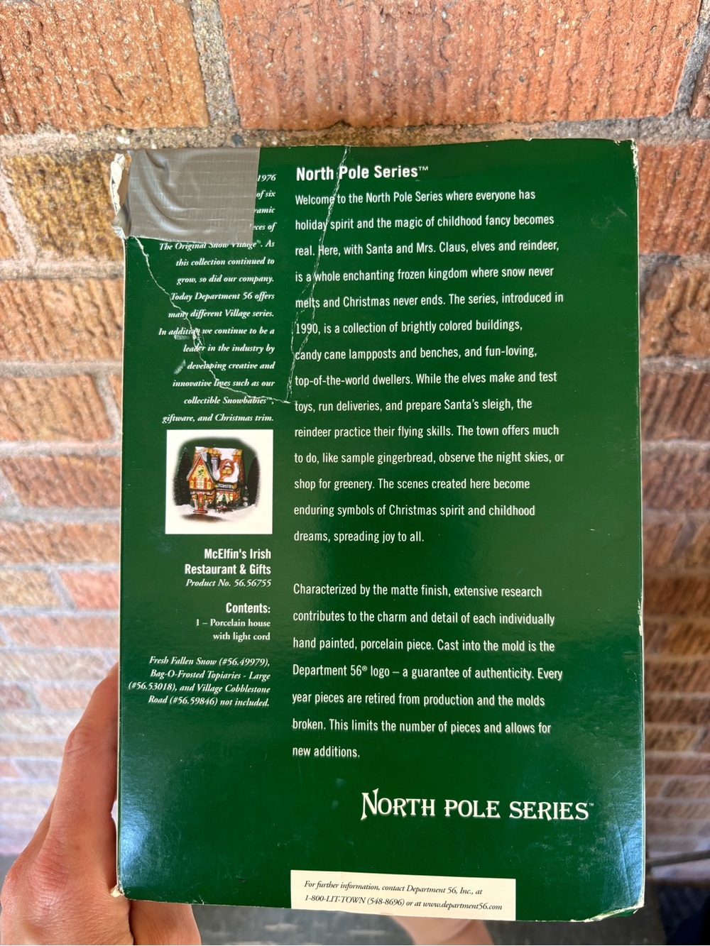 Department 56 McElfin’s Irish Restaurant & Gifts North Pole 56755 Elf W/BOX 2002 - Picture 6 of 11
